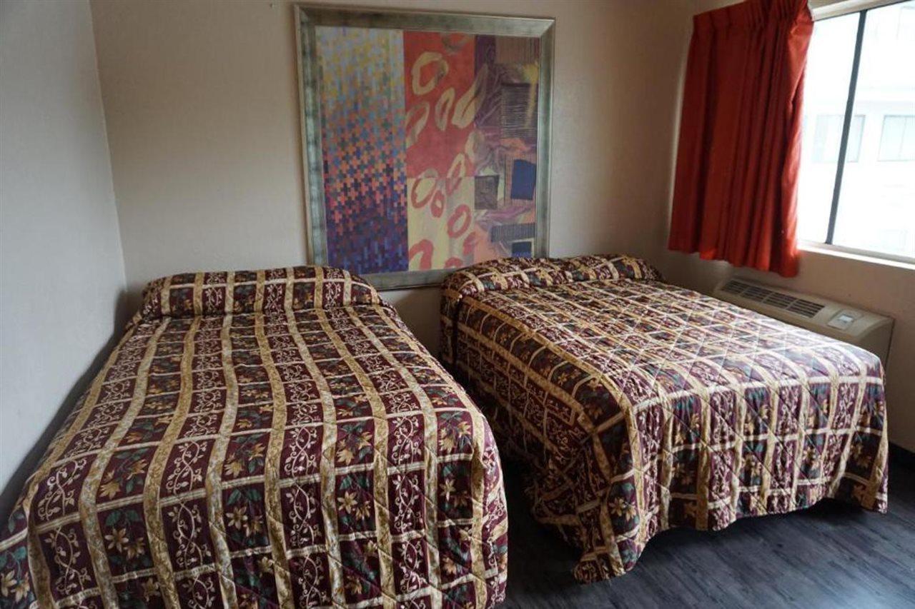 Econo Lodge San Antonio Northeast I-35 Zewnętrze zdjęcie