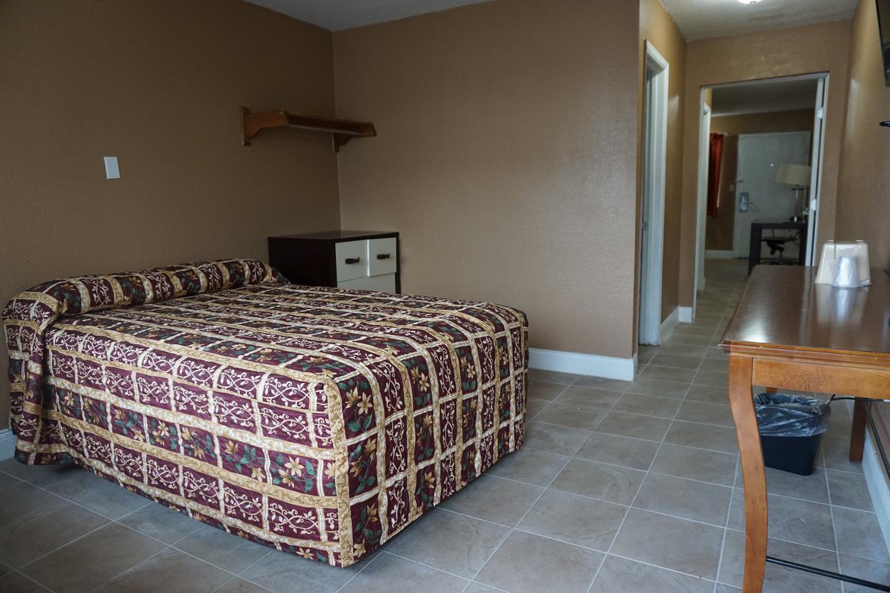 Econo Lodge San Antonio Northeast I-35 Zewnętrze zdjęcie